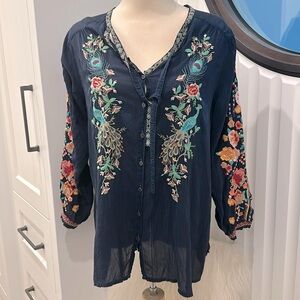 Johnny Was Tunic. Size Medium. Navy. Embroidered peacock and florals.
